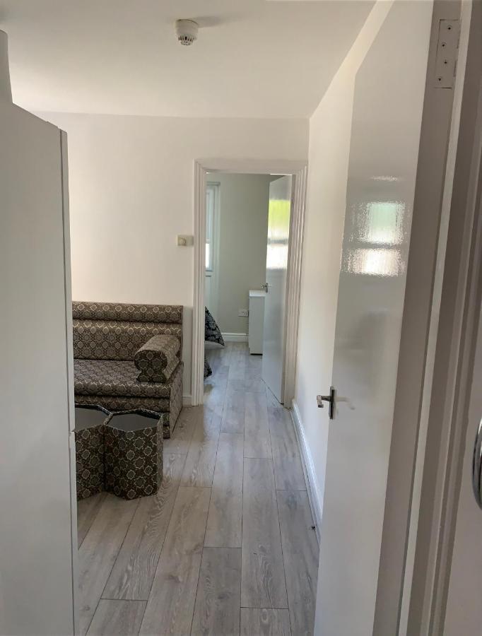 Beautiful Hoe Street First Floor One Bedroom Apartment B Walthamstow London Exterior photo